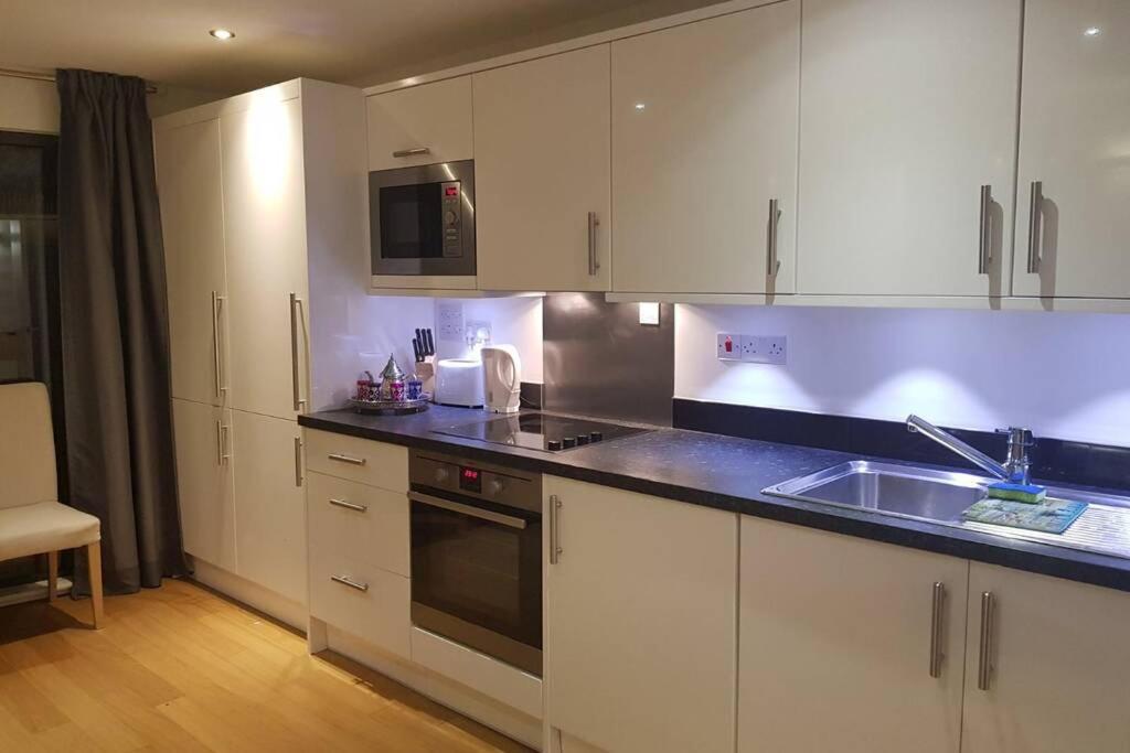 Beautiful West Kensington/ Fulham/ Chelsea