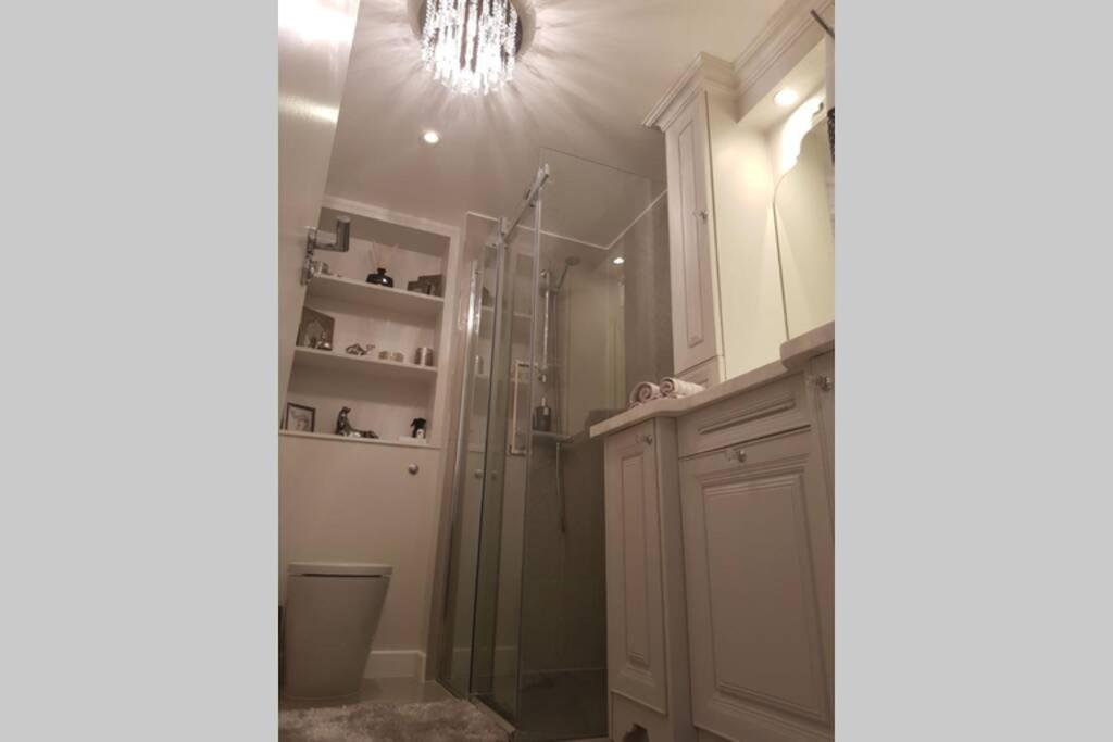 Beautiful West Kensington/ Fulham/ Chelsea Appartamento